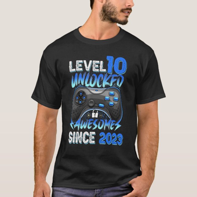 Nivå 10 olåst Fantastisk sedan 2023 tionde födelse T Shirt (Framsida)