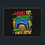 Nivå 10 Upplåst Fantastisk 2012 Spel 10-årsdag Vykort<br><div class="desc">Nivå 10 upplåst fantastisk sedan 2012 är en 10-års födelsedagspresent för pojkar, flickor, barn som är datorspelsfans som slutligen fyller 10 år. Med en spelkontroll och retro vintage-bakgrund är denna fantastiska 10-års födelsedagsdesign för spelare med solnedgång perfekt för konsol- och PC-spelare. Perfekt för alla datorspelstemanade födelsedagsfiranden som älskar att spela...</div>