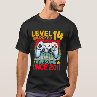 Nivå 14 Olåst Fantastisk sedan 2011 14:e födelseda T Shirt