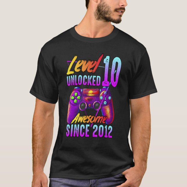 Nivå 2012 olåst Fantastisk sedan 10 2012th Birthd T Shirt (Framsida)