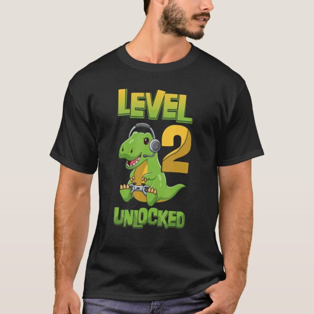 Nivå 2 Olåst födelsedag Dinosaur 2 år gammal vid T Shirt (Framsida)