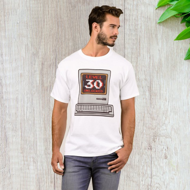 Nivå 30 olåst t shirt (Skapare uppladdad)
