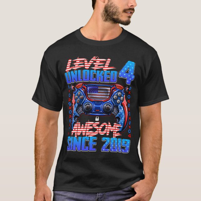 Nivå 4 olåst Fantastisk sedan 2019 4e födelsedagen T Shirt (Framsida)