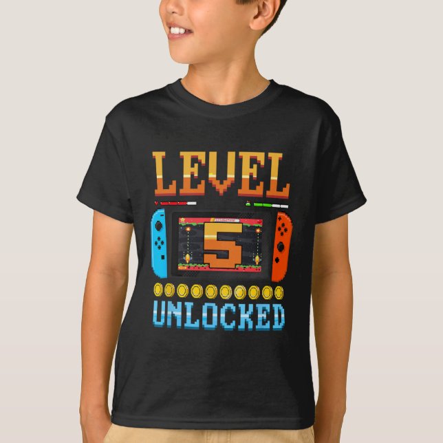 Nivå 5 Upplåst 5-års födelsedags T-shirt Dataspel  (Framsida)