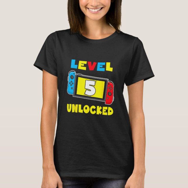 Nivå 5 Upplåst 5-års födelsedags T-shirt Dataspel  (Framsida)