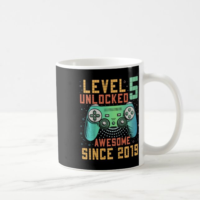 Nivå 5 Upplåst 5-årsdag 5-åriga presenter Gam Kaffemugg (Höger)
