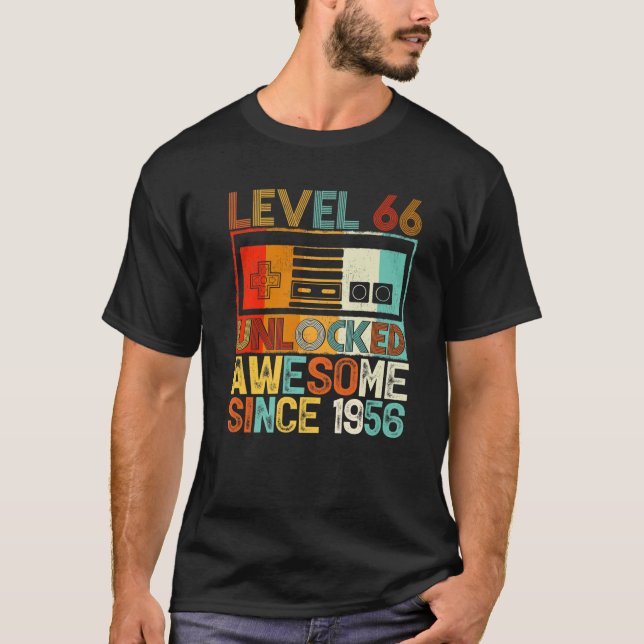 Nivå 66 olåst Fantastisk sedan 1956 66th Birthday T Shirt (Framsida)