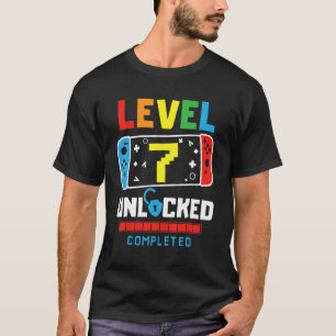 Nivå 7 Olåst fullföljt spel Lycklig 7:e-födelsedag T Shirt