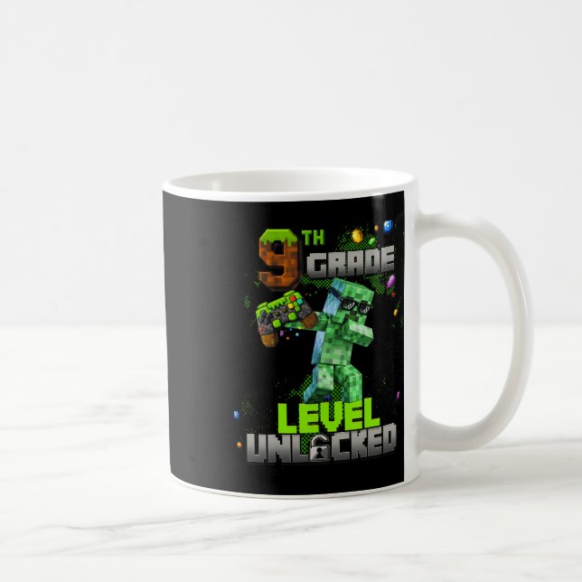 Nivå 9 Upplåst Fantastisk Sedan 2016 Födelsedags P Kaffemugg (Höger)
