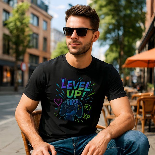 Nivå upp Spel T-Shirt (Skapare uppladdad)
