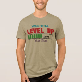 Nivå upp-text med grön laddningsstatus t shirt