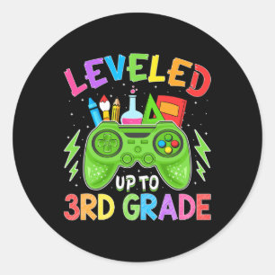 Nivå upp till 3:e Klass Gamer Back to school först Runt Klistermärke