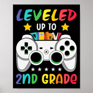 Nivå upp till andra Klass-pojken andra Klass-besät Poster