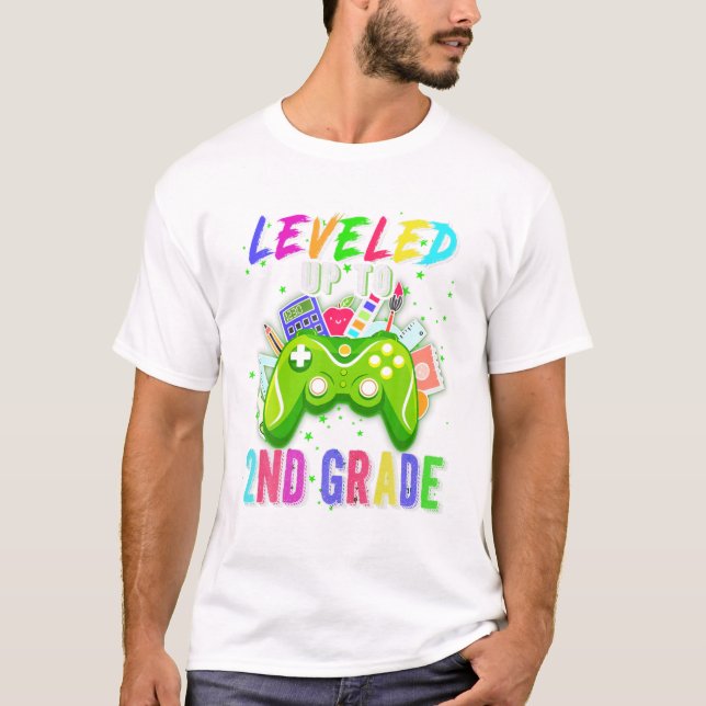 Nivå upp till andra Klass T Shirt (Framsida)