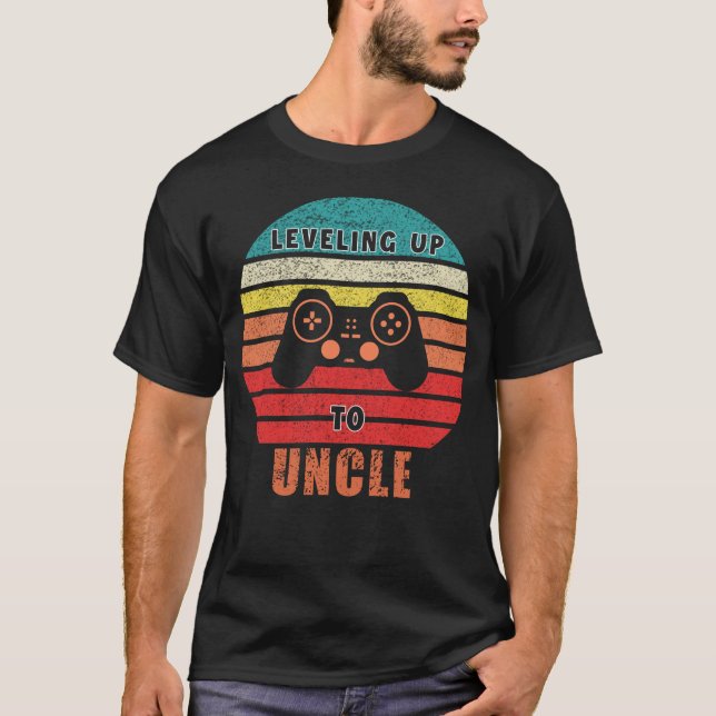 Nivå upp till farbror t shirt (Framsida)
