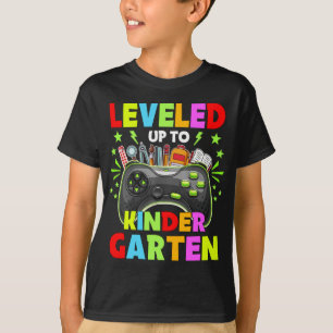 Nivå upp till Kindergarten Back to school-spelare T Shirt