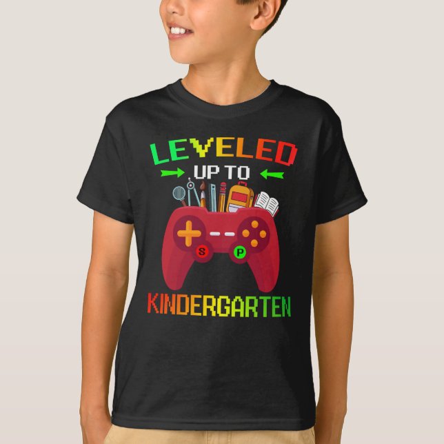 Nivå upp till Kindergarten Gamer Back to school Fi T Shirt (Framsida)