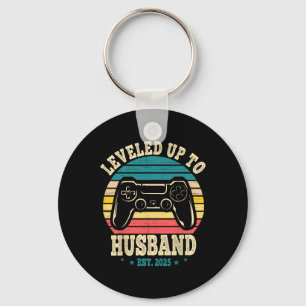 Nivå Upp Till Make Est 2025 Nyligen Gift Brudgum Nyckelring