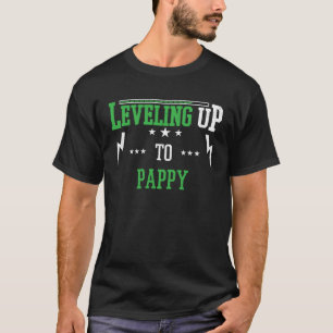 Nivå upp till Pappy för att bli Pappy T Shirt