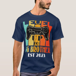 Nivå upp till storebror Est 2023 T Shirt
