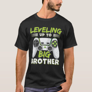 Nivå upp till storebror t shirt