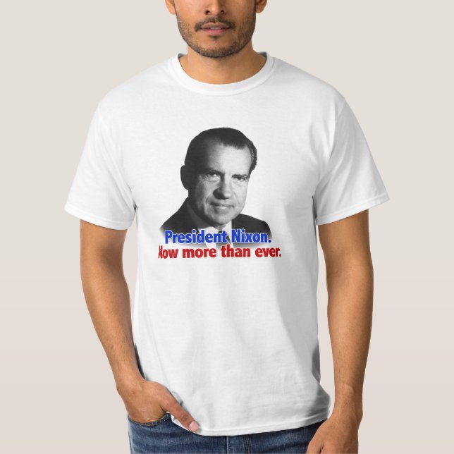 Nixon Now mer än någonsin T-shirt (Framsida)