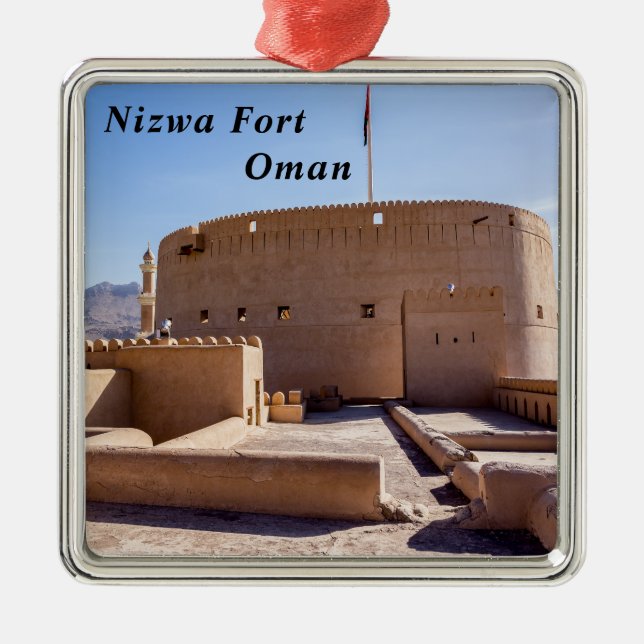 Nizwa Fort i Nizwa, Oman Julgransprydnad Metall (Framsidan)