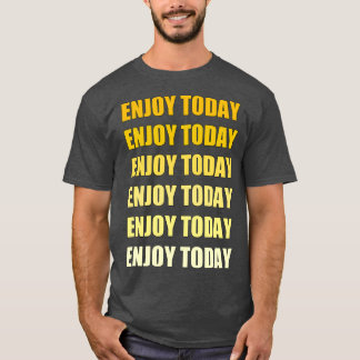 Njut av dagens bästa motiv och inspirerande Po T Shirt
