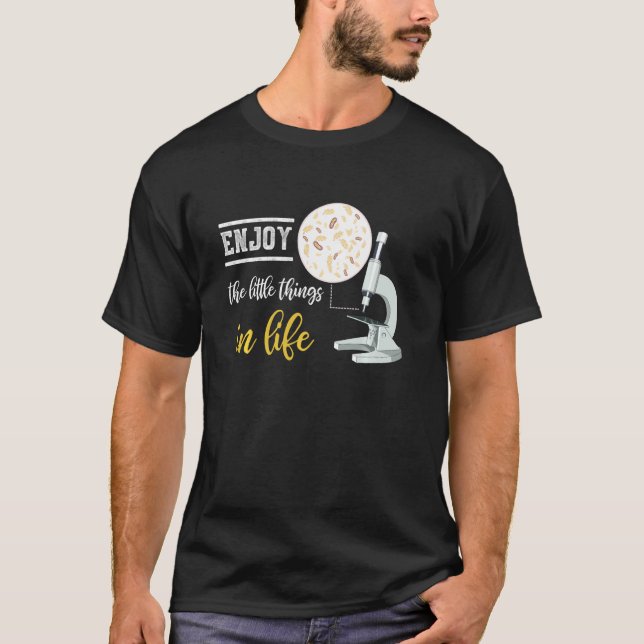 Njut av den lilla Saken i livets fina vetenskapspa T Shirt (Framsida)