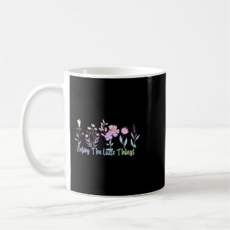 Njut av det lilla Sak-Blommigten i Botaniskt under Kaffemugg