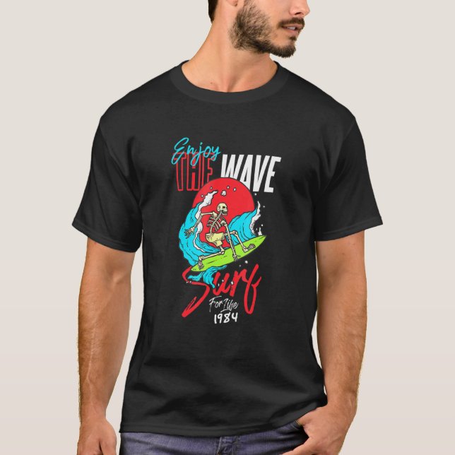 Njut av Surfan T Shirt (Framsida)