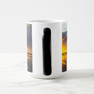 Njut av varje solnedgångskaffe i Mugg