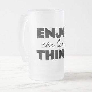 njuta av lilla sak frostat ölglas