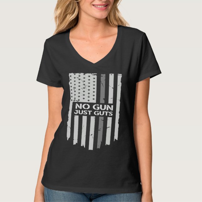 No Guns Just Guts Correctional Officer Flag T Shirt (Framsida)