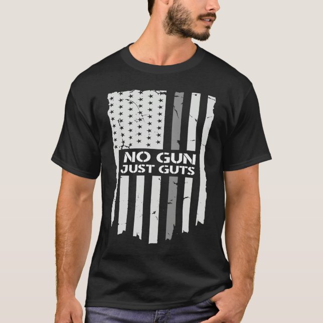 No Guns Just Guts Correctional Officer Flag T Shirt (Framsida)