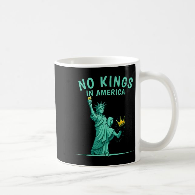 No Kings In America _ Patriotic Litical Design  Kaffemugg (Höger)