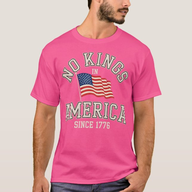 No Kings in America Since 1776 Distressed USA Flag T Shirt (Framsida)