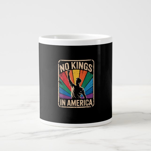 No Kings In America Since 1776 Patriotic Style Jumbo Mugg (Framsidan)