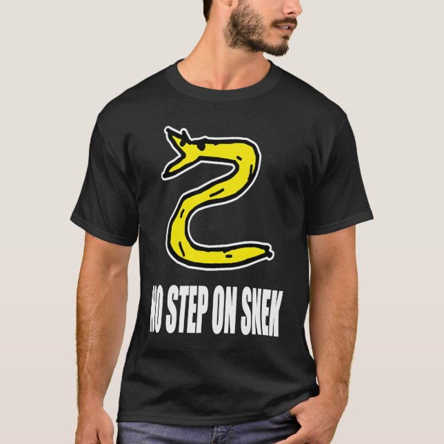 No Step On Snek T Shirt (Framsida)