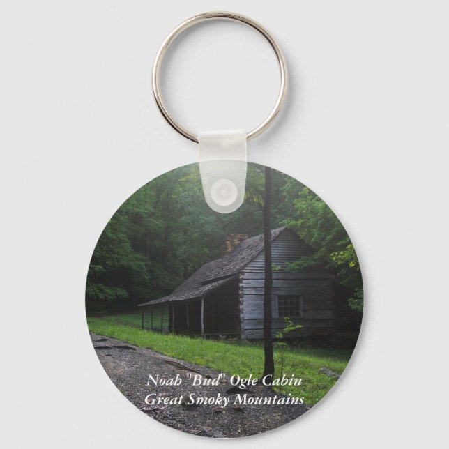 Noah "Bud" Ogle Cabin Keychain Nyckelring (Framsida)