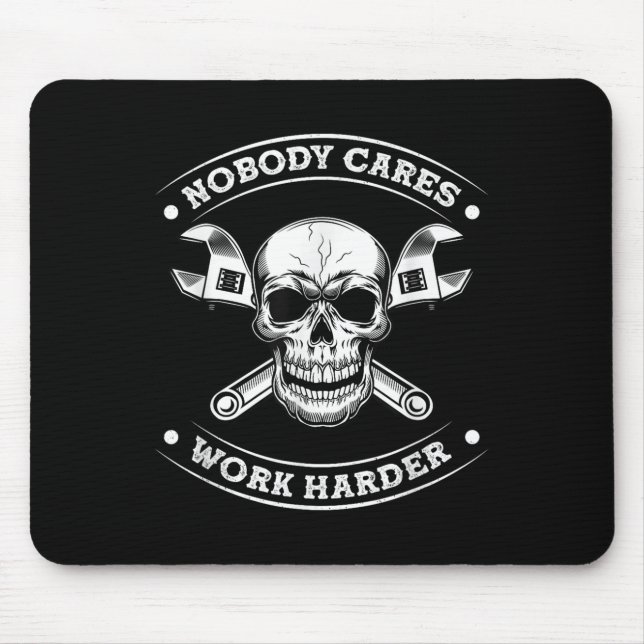Nobody Cares Work Entrepreneur Harder Motivation J Musmatta (Framsidan)