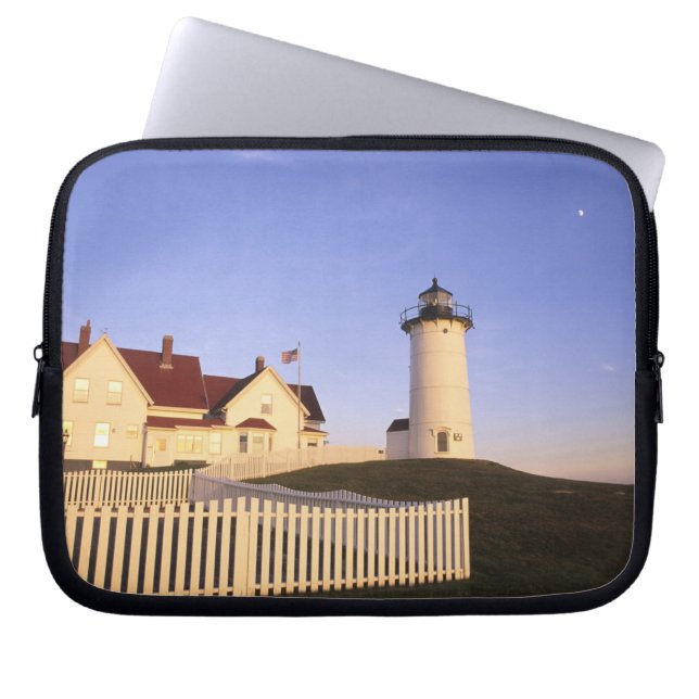 Nobska Lighthouse, Woods Hole, Massachusetts Laptop Fodral (Framsidan)