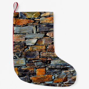 Noggrann detaljvy av en gammal traditionell sten w liten julstrumpa