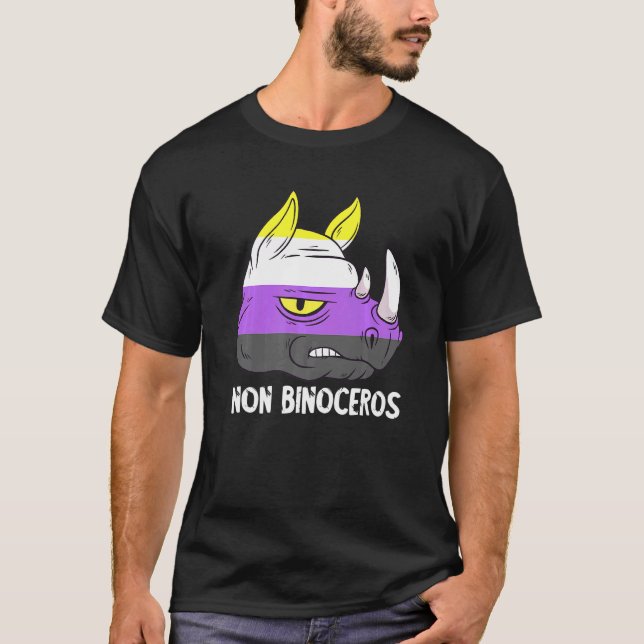 Nonbinary Rhinoceros LGBTQ Nonbinary Flag Nonbinar T Shirt (Framsida)