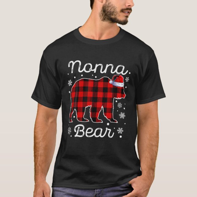 Nonna Bear jul jul Pajamas Red Play Buffalo Fam T Shirt (Framsida)