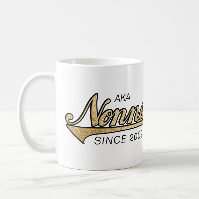 Nonna Mugg "AKA Nonna sen.." (Vänster)