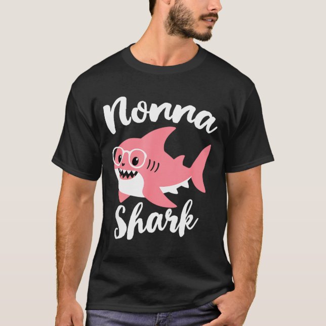 Nonna Shark Mother's Day Grandma Funny  T Shirt (Framsida)