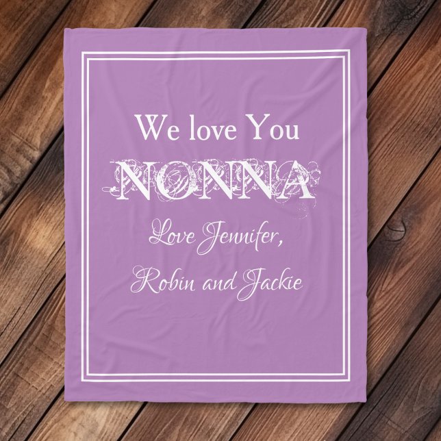 NONNA Vi Kärlek du Cute Grandma Gift Barnbarn Namn Fleecefilt ("We Love You NONNA" Custom Family Names, White and Mauve Fleece Blanket.)