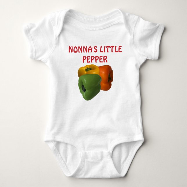 Nonnas lilla Pepper Baby Bodykostym T Shirt (Framsida)