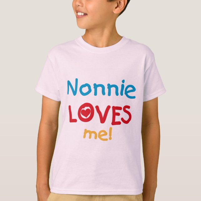 Nonnie Kärlek Me Tshirts och Gifts (Framsida)